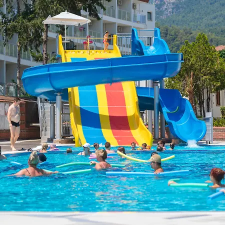 Rezort Pgs Rose (adults Only) 5*